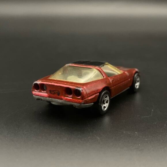 Vintage 1982 Hot Wheels 80’s Corvette Die Cast Maroon Toy Car - Picture 6 of 14